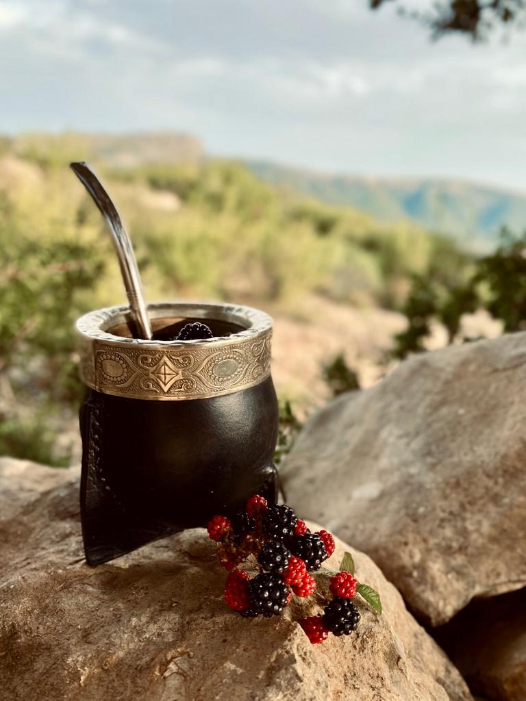 Mate de calabaza imperial negro para beber yerba mate 